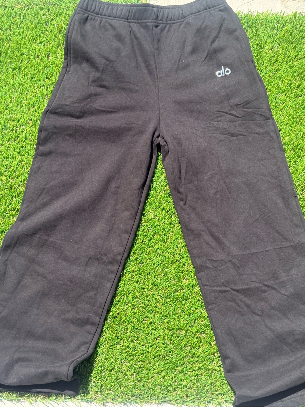 ALO Yoga Black Sweatpants Joggers